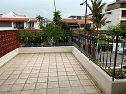 Kew Place (D16), Terrace #571136591